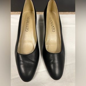 Diamanté black leather low heel. Sz 5 1/2 narrow